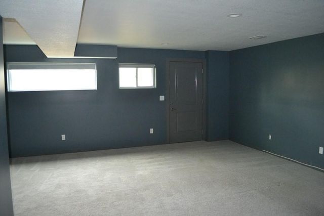 1207 NW 77th Street, Kansas City, MO 64118