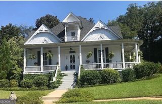 509 E 7th Street, West Point, GA 31833