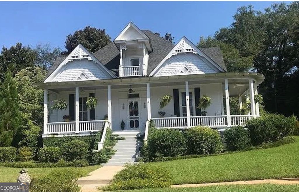 509 E 7th Street, West Point, GA 31833