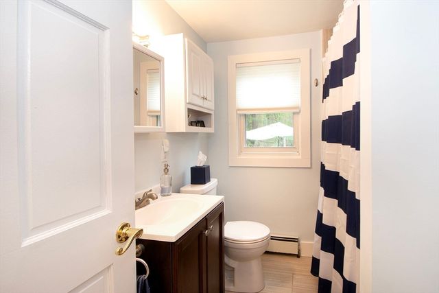 59 Geordan Ave, Wrentham, MA 02093