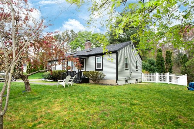 59 Geordan Ave, Wrentham, MA 02093