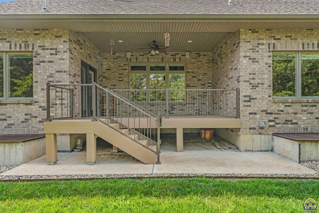 4408 SE Oak Bend DR, Topeka, KS 66609