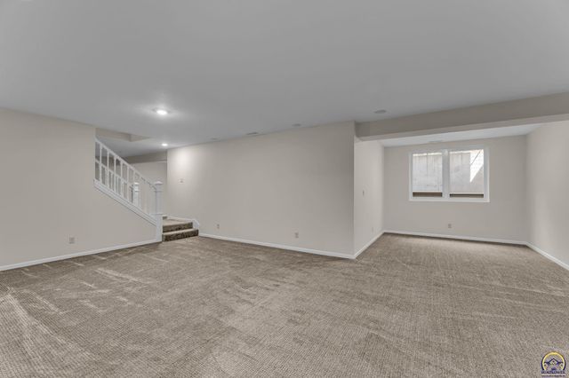 4408 SE Oak Bend DR, Topeka, KS 66609