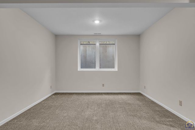 4408 SE Oak Bend DR, Topeka, KS 66609