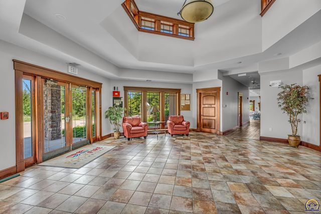 4408 SE Oak Bend DR, Topeka, KS 66609