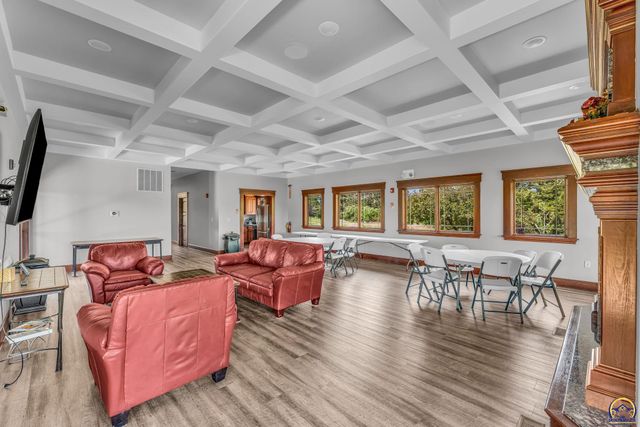 4408 SE Oak Bend DR, Topeka, KS 66609