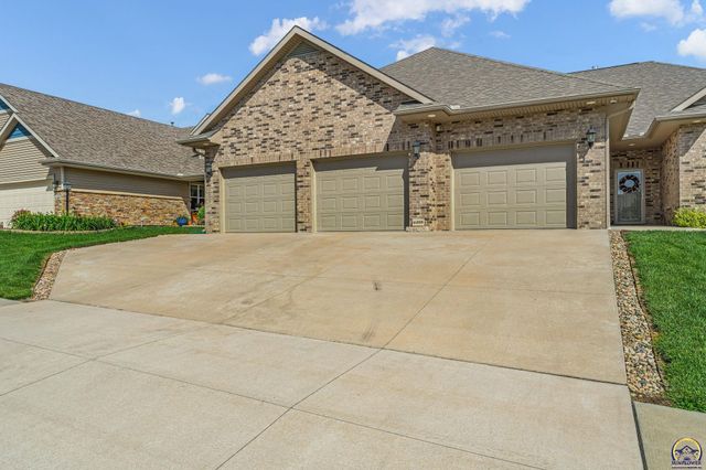 4408 SE Oak Bend DR, Topeka, KS 66609