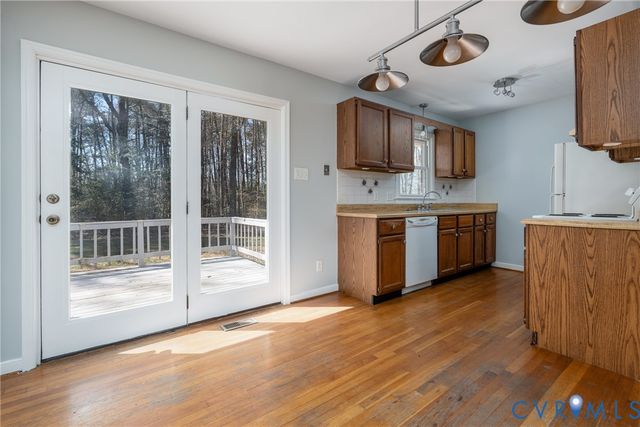 601 Seay Rd, Manakin Sabot, VA 23103