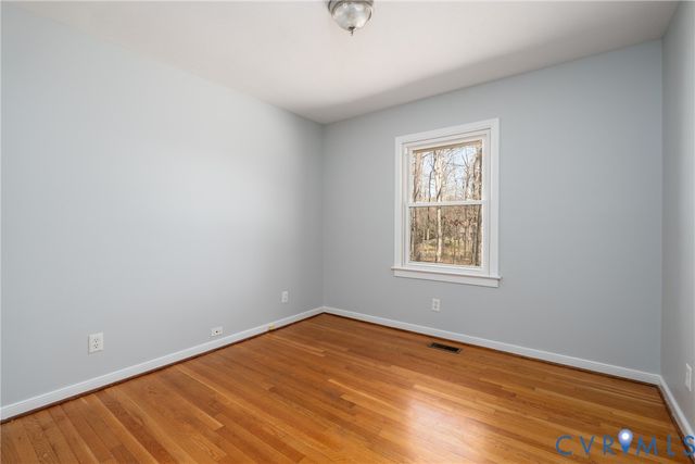 601 Seay Rd, Manakin Sabot, VA 23103