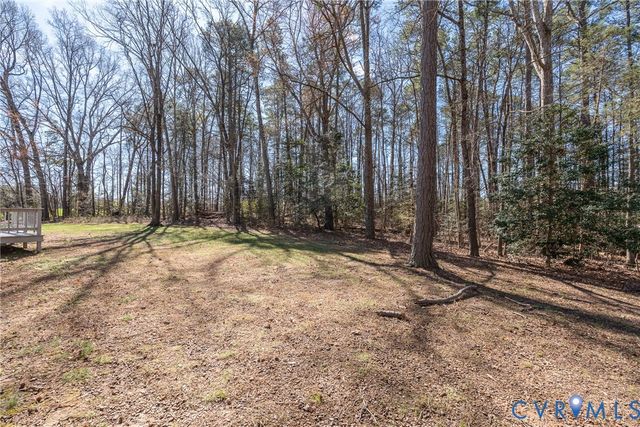 601 Seay Rd, Manakin Sabot, VA 23103