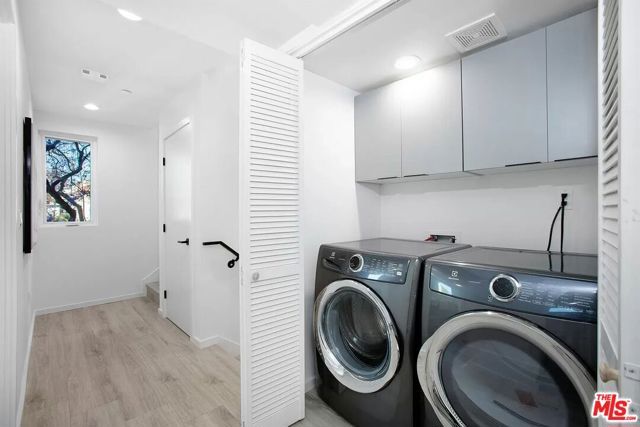 945 N Oxford Avenue 6, Los Angeles, CA 90029