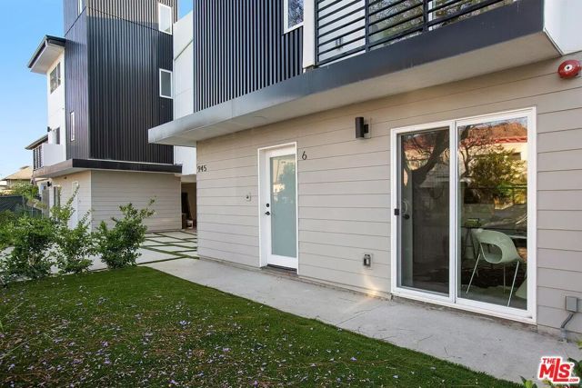 945 N Oxford Avenue 6, Los Angeles, CA 90029