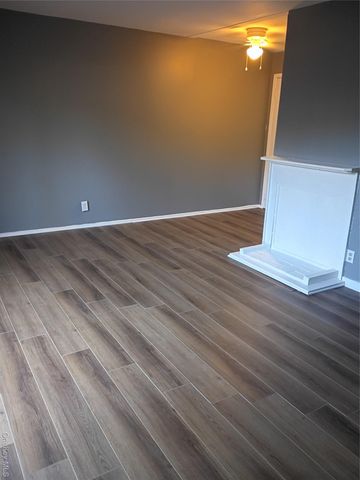 56 Wooded Court, Calverton, NY 11933