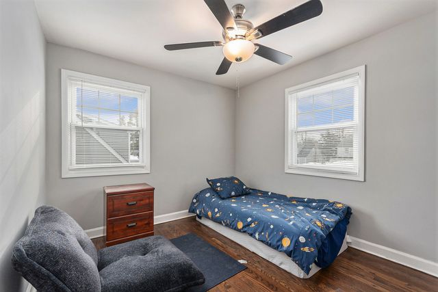 2316 S 10th Avenue, Broadview, IL 60155