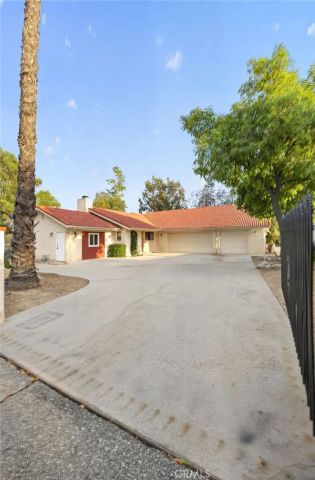 27435 Columbia Street, Hemet, CA 92544
