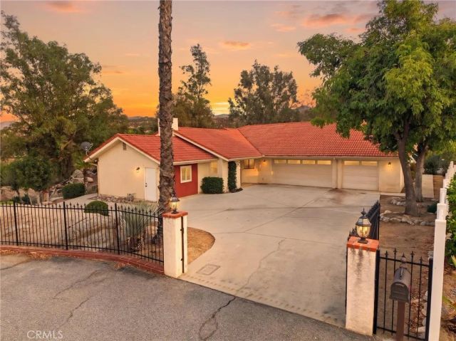 27435 Columbia Street, Hemet, CA 92544
