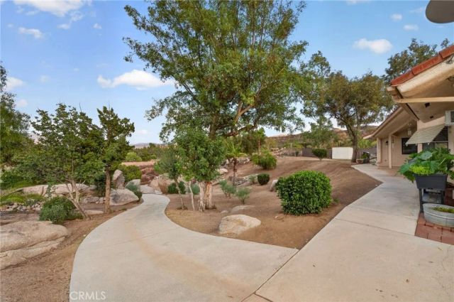 27435 Columbia Street, Hemet, CA 92544