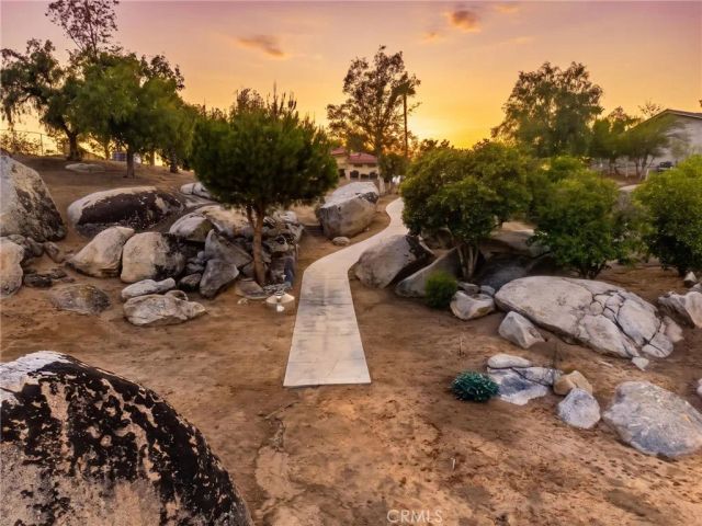 27435 Columbia Street, Hemet, CA 92544