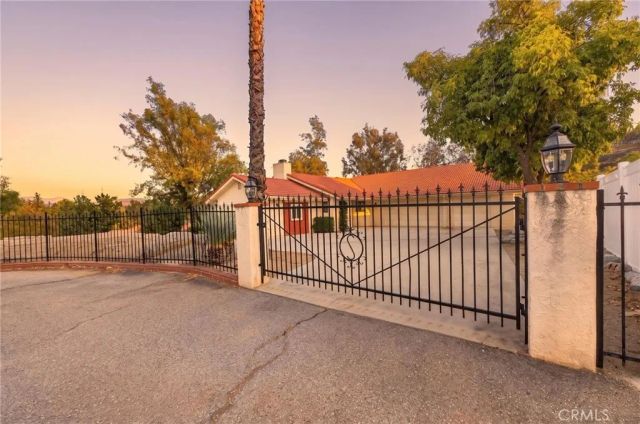 27435 Columbia Street, Hemet, CA 92544