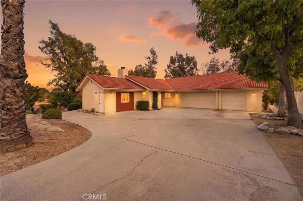 27435 Columbia Street, Hemet, CA 92544