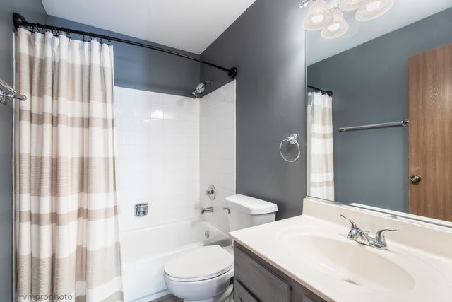 30W019 Juniper Court 30W019, Warrenville, IL 60555