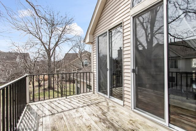 30W019 Juniper Court 30W019, Warrenville, IL 60555