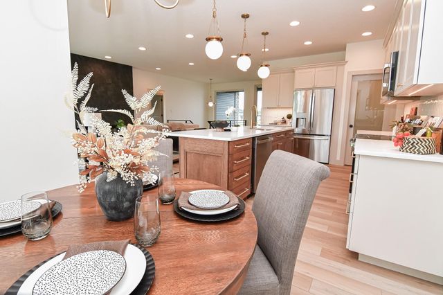 4627 Luke Streets, Cedar Falls, IA 50613