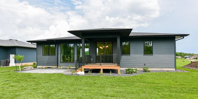 4627 Luke Streets, Cedar Falls, IA 50613