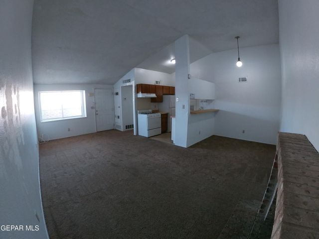 1922 Lake Omega Street A, El Paso, TX 79936