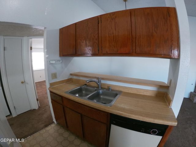 1922 Lake Omega Street A, El Paso, TX 79936