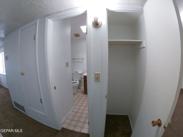 1922 Lake Omega Street A, El Paso, TX 79936