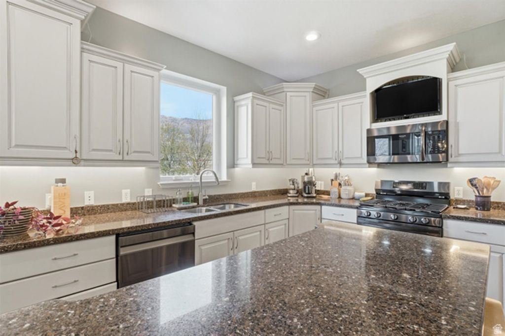 Image 17 of property listing at 5462 E 2575 N, Eden, UT 84310