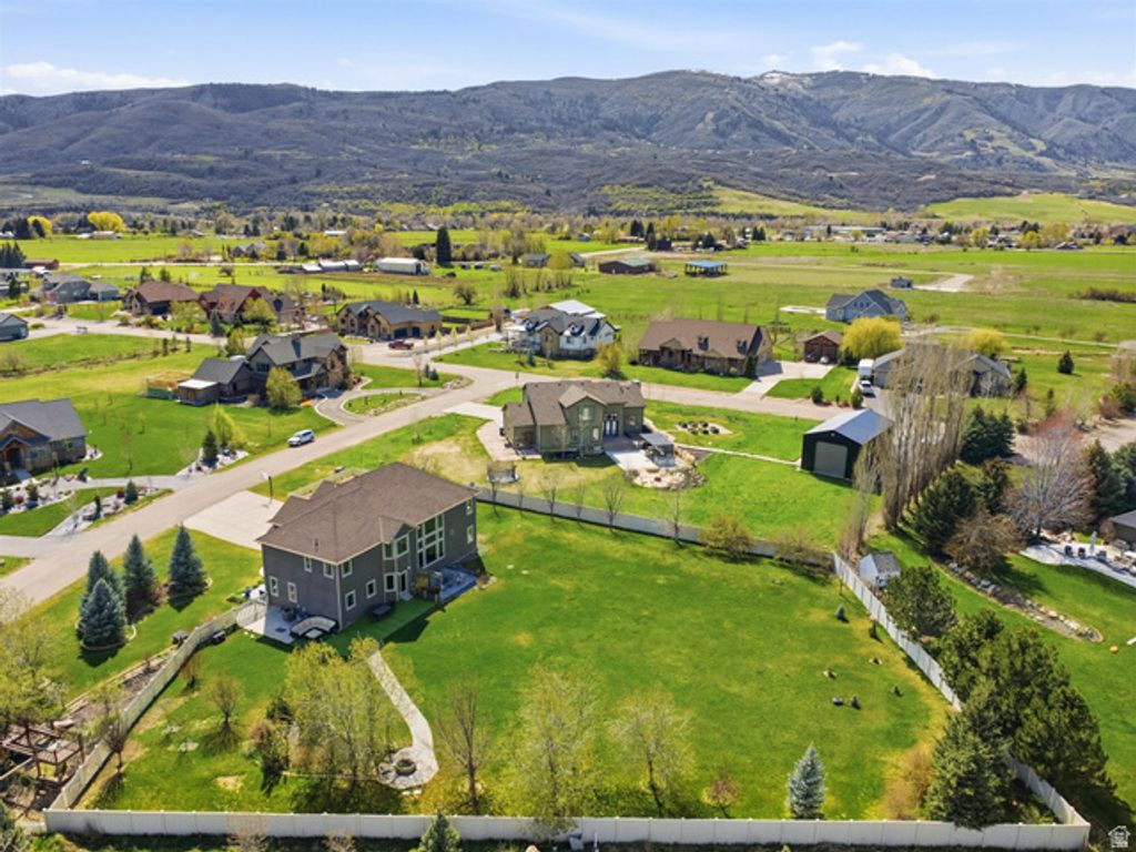 Image 50 of property listing at 5462 E 2575 N, Eden, UT 84310