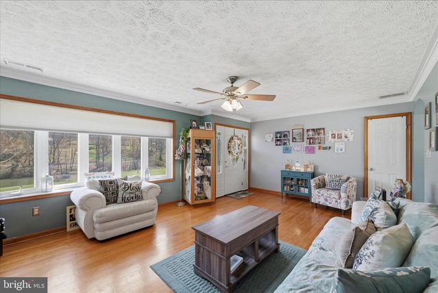 4001 BENTONVILLE RD, Bentonville, VA 22610