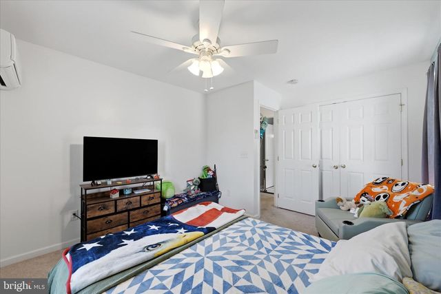 4001 BENTONVILLE RD, Bentonville, VA 22610
