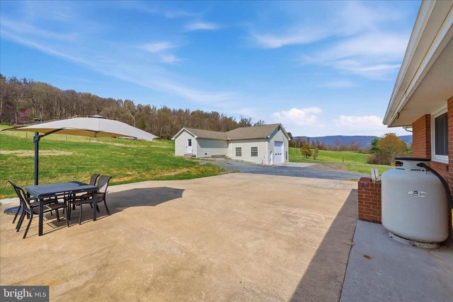 4001 BENTONVILLE RD, Bentonville, VA 22610