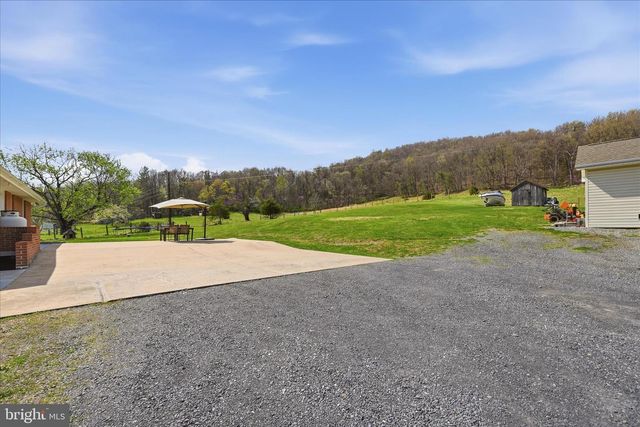 4001 BENTONVILLE RD, Bentonville, VA 22610