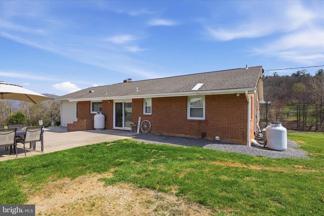 4001 BENTONVILLE RD, Bentonville, VA 22610
