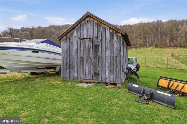 4001 BENTONVILLE RD, Bentonville, VA 22610
