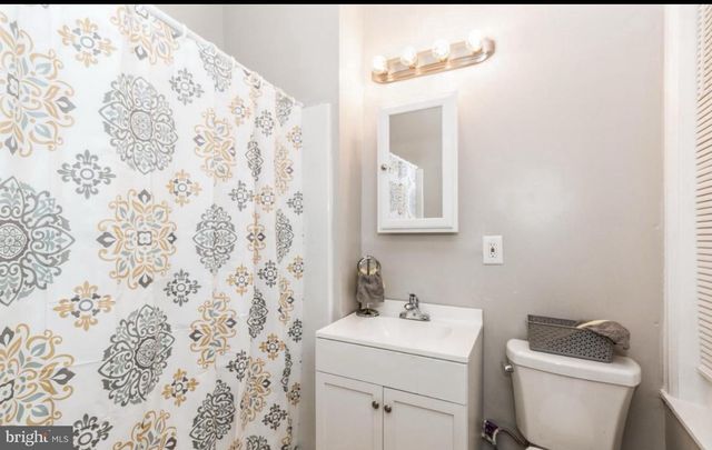 1015 W SUSQUEHANNA AVE, Philadelphia, PA 19122