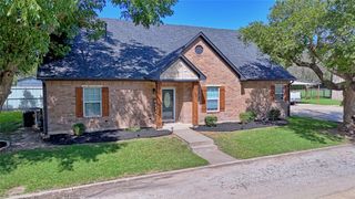 406 N Meigs Street, St Jo, TX 76265