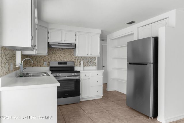 6633 Jackson Street, New Port Richey, FL 34653