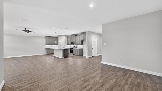 4225 CORNERSTONE Circle, Granbury, TX 76048