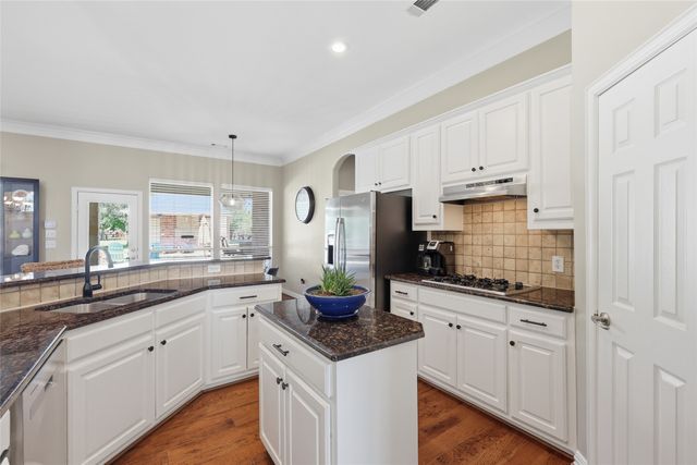 2705 Winthrop Hill Road, Denton, TX 76226