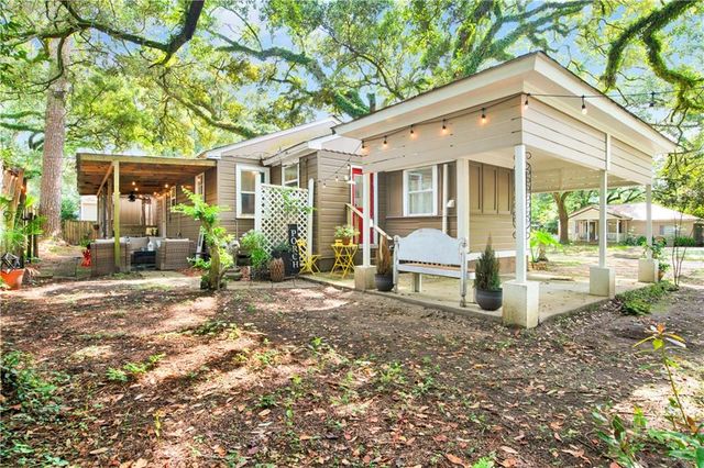 304 Border Drive E, Mobile, AL 36608