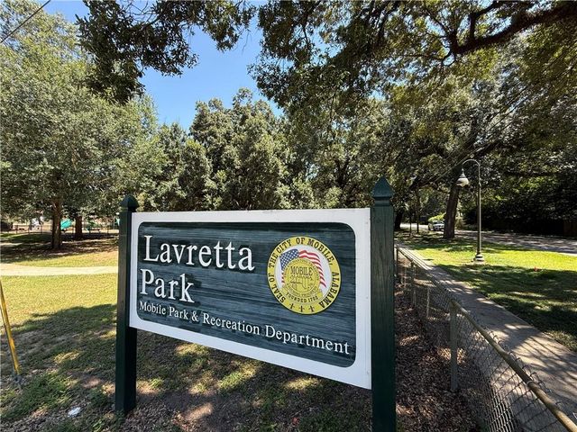 304 Border Drive E, Mobile, AL 36608