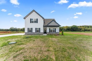 718 Creekbend Ln, Murfreesboro, TN 37129