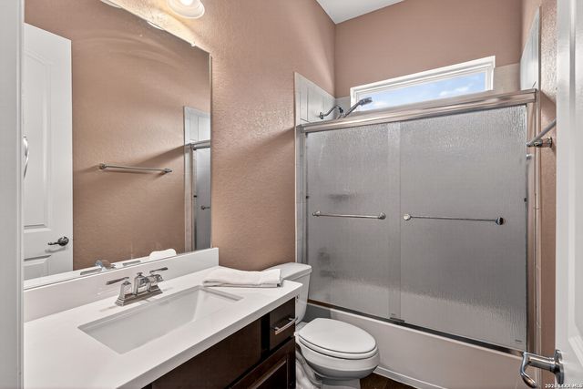 13157 Hallie Chase, Schertz, TX 78154