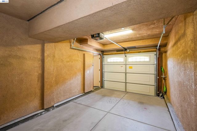 4101 Toddika Ln, Castro Valley, CA 94546