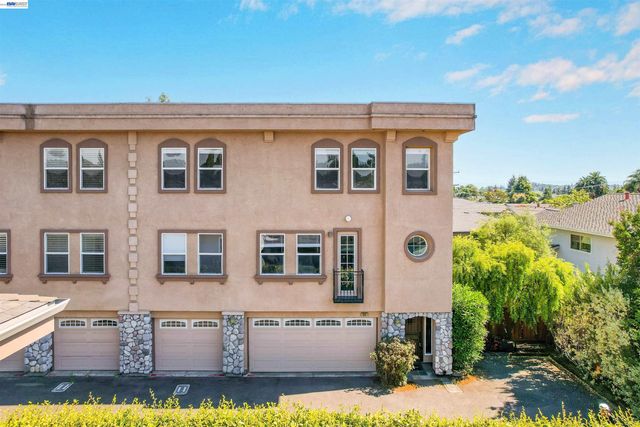 4101 Toddika Ln, Castro Valley, CA 94546